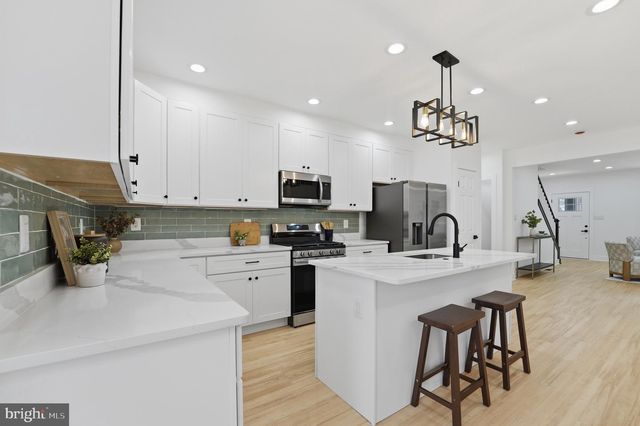 129 HAMILTON ST NW, Washington, DC 20011