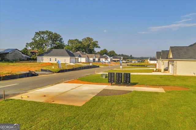 104 Early Drive, Byron, GA 31008