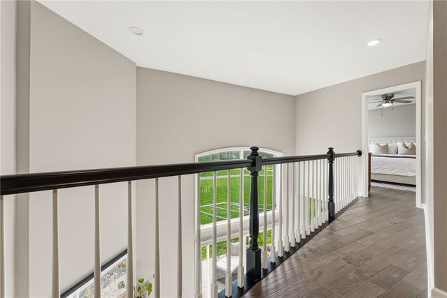 215 Cypress Knoll Dr, Ohio Twp, PA 15143