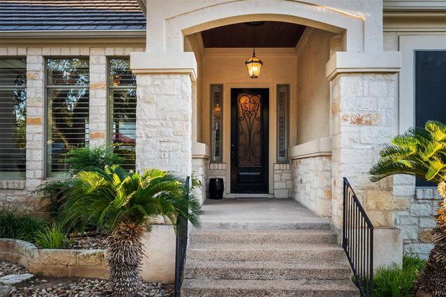 2 Tournament WAY, The Hills, TX 78738