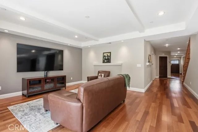 378 N Myrtle Avenue, Monrovia, CA 91016