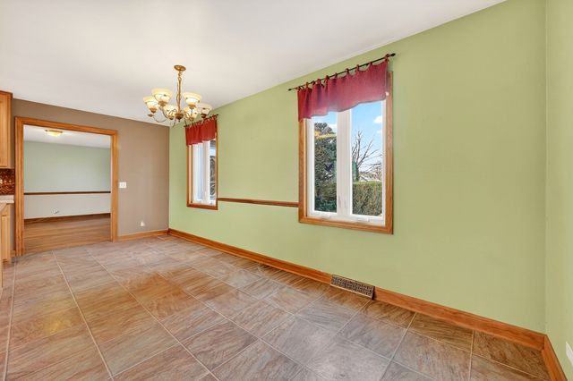 21230 Virginia Road, Dekalb, IL 60115