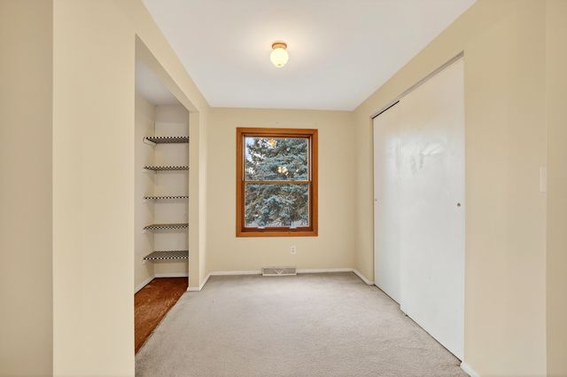 21230 Virginia Road, Dekalb, IL 60115