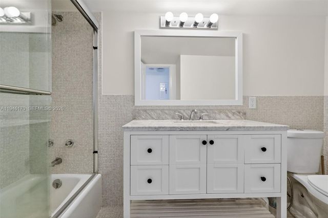 9381 E Bay Harbor Dr 303N, Bay Harbor Islands, FL 33154