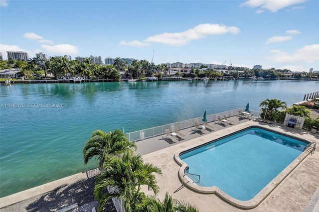 9381 E Bay Harbor Dr 303N, Bay Harbor Islands, FL 33154