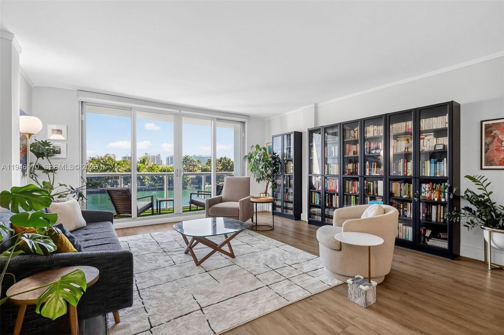 9381 E Bay Harbor Dr 303N, Bay Harbor Islands, FL 33154