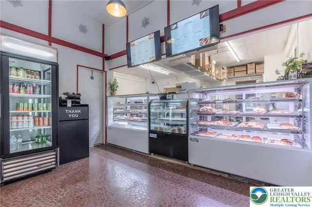 49 North Broad Street, Nazareth Boro, PA 18064