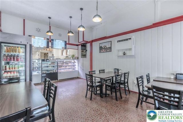 49 North Broad Street, Nazareth Boro, PA 18064