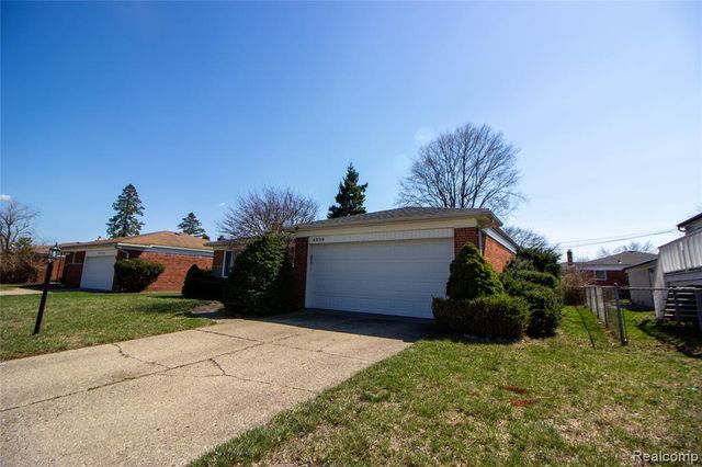 4558 Sudbury Drive, Warren, MI 48092