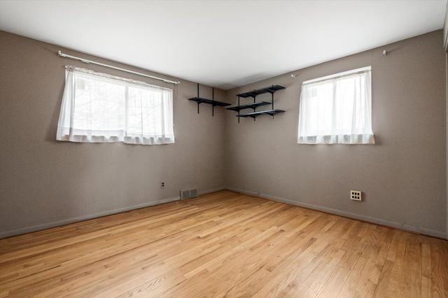 31126 Gloede Drive, Warren, MI 48088