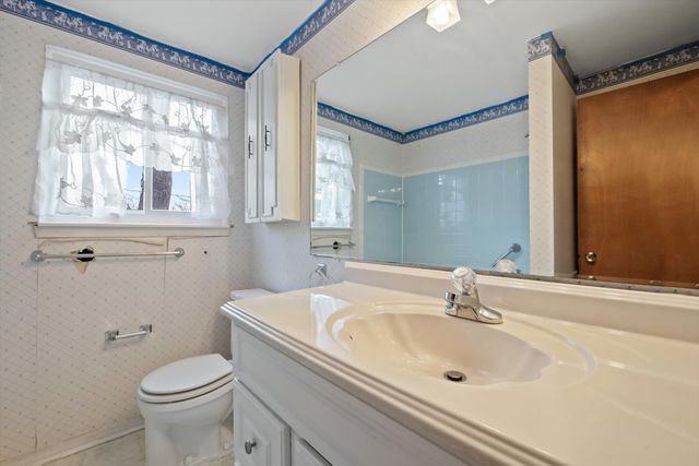 31126 Gloede Drive, Warren, MI 48088