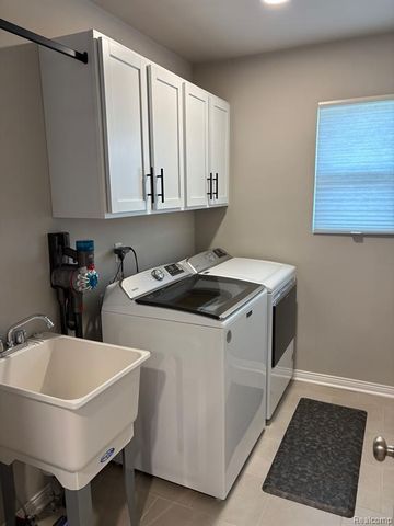 33802 Au Sable Drive, Chesterfield, MI 48047