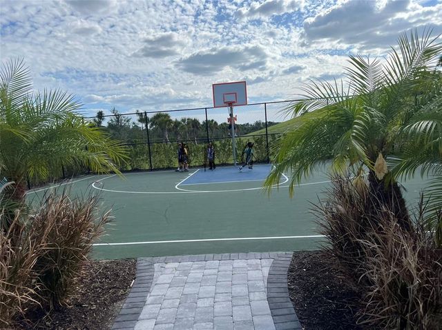 5521 SUMMIT GLEN, Bradenton, FL 34203