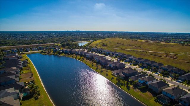 5521 SUMMIT GLEN, Bradenton, FL 34203