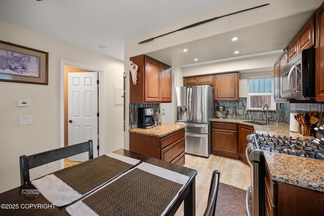 2819 Malibu Meadows Way, #B1, Anchorage, AK 99517