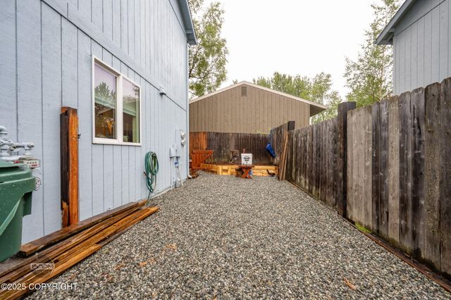 2819 Malibu Meadows Way, #B1, Anchorage, AK 99517