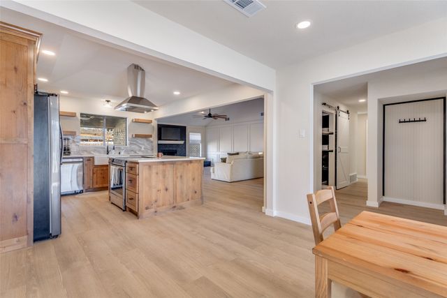 6525 Briley Drive, North Richland Hills, TX 76180