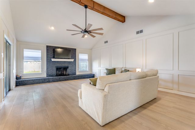 6525 Briley Drive, North Richland Hills, TX 76180