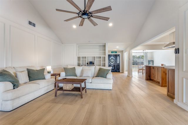 6525 Briley Drive, North Richland Hills, TX 76180