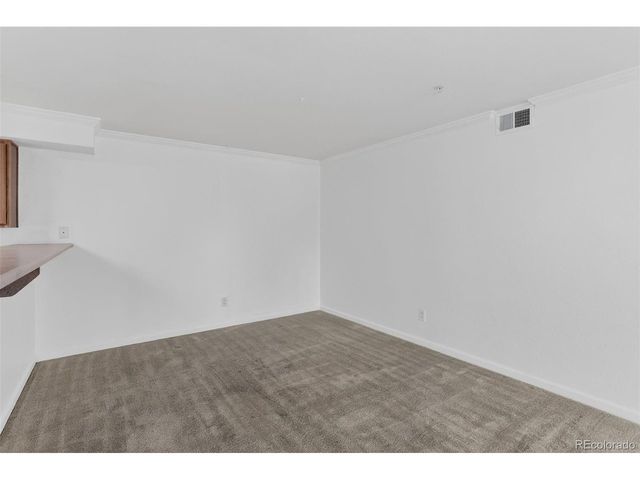 5667 S Urban St 102, Littleton, CO 80127