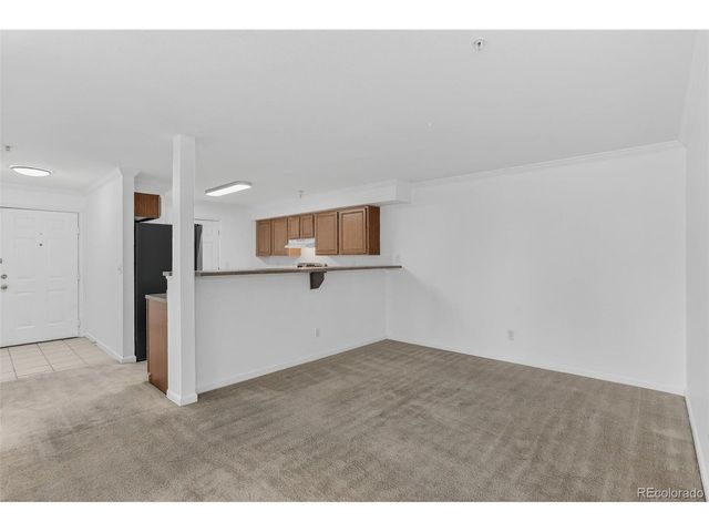 5667 S Urban St 102, Littleton, CO 80127