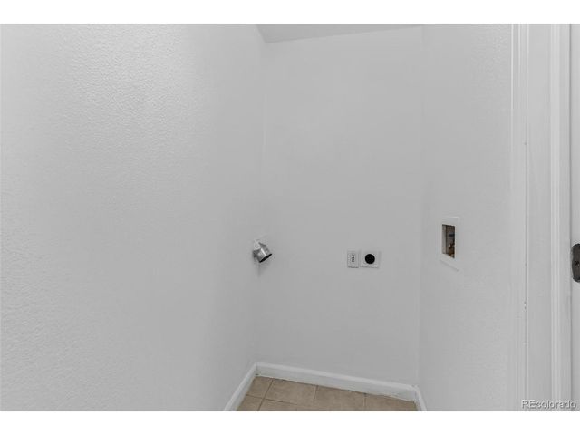 5667 S Urban St 102, Littleton, CO 80127