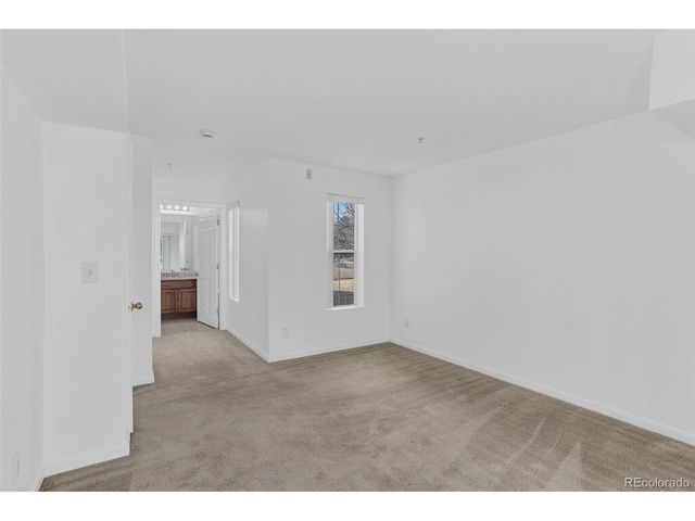 5667 S Urban St 102, Littleton, CO 80127