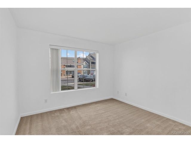 5667 S Urban St 102, Littleton, CO 80127