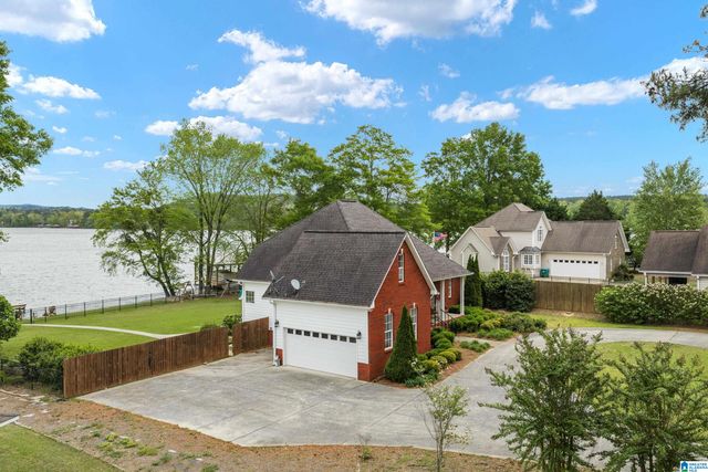1249 CEDAR CREEK ROAD, Sylacauga, AL 35151