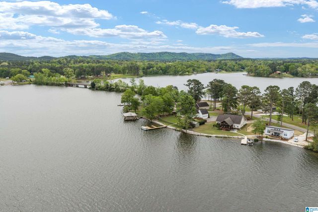 1249 CEDAR CREEK ROAD, Sylacauga, AL 35151