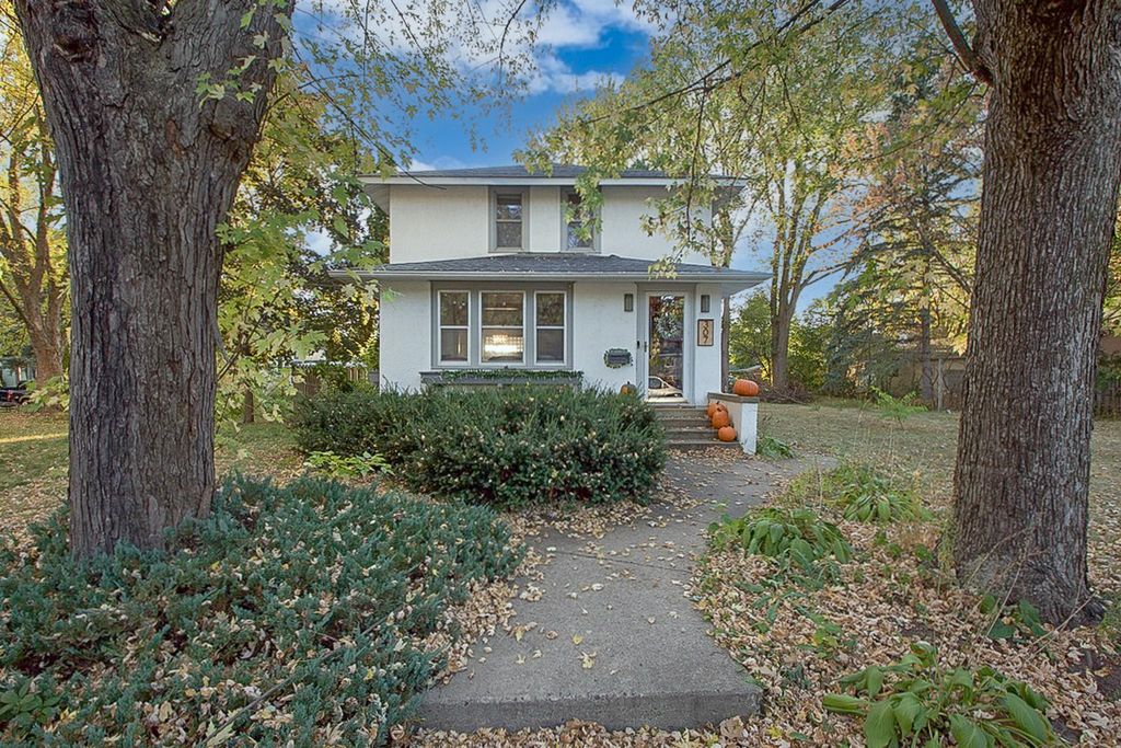 307 2nd Avenue NE, Saint Cloud, MN 56304