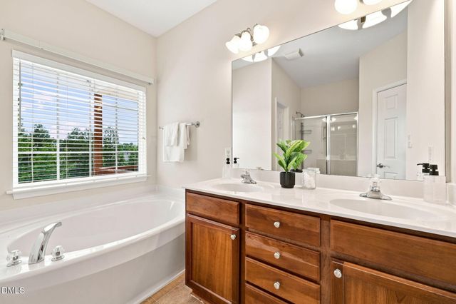 101 Butterbiggins Lane, Apex, NC 27539