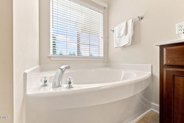 101 Butterbiggins Lane, Apex, NC 27539