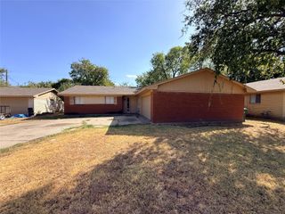 1217 Cordell Street, Denton, TX 76201