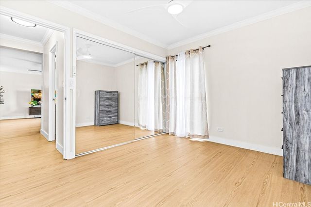 731 Amana Street 904, Honolulu, HI 96814