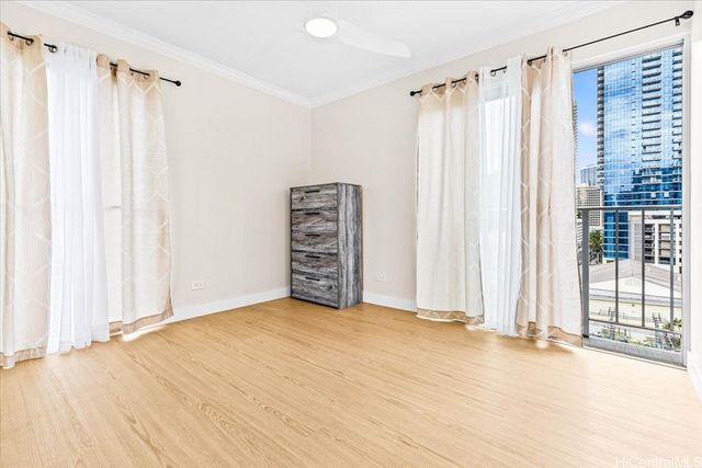 731 Amana Street 904, Honolulu, HI 96814