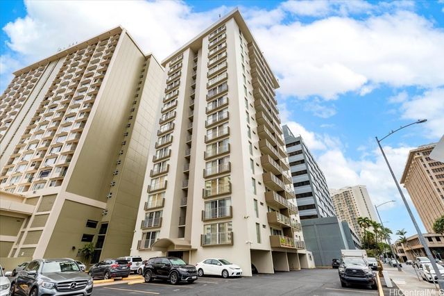 731 Amana Street 904, Honolulu, HI 96814