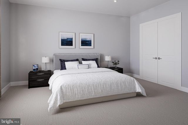 5 BLAZING STAR ST, Frederick, MD 21702