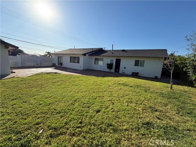 12472 Woodlawn Avenue, Tustin, CA 92780