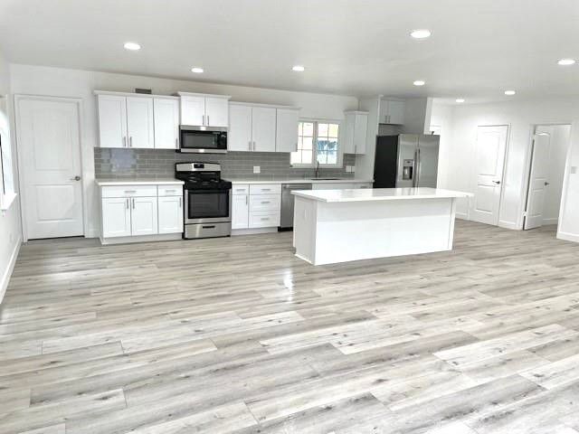 12472 Woodlawn Avenue, Tustin, CA 92780