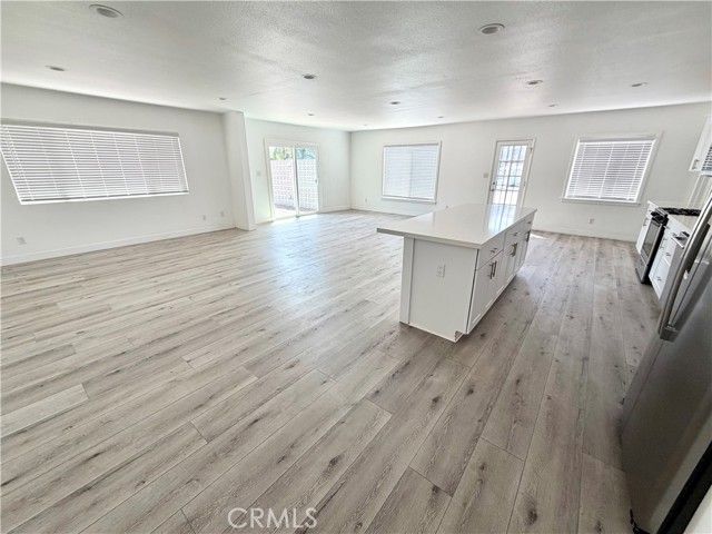 12472 Woodlawn Avenue, Tustin, CA 92780