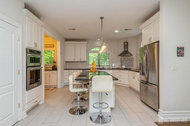 5 Ramapo Court, Colts Neck, NJ 07722