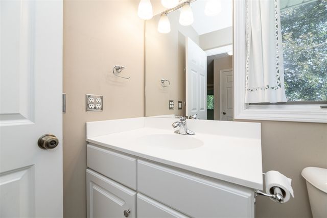 6124 Old Log Trail, Kalamazoo, MI 49009