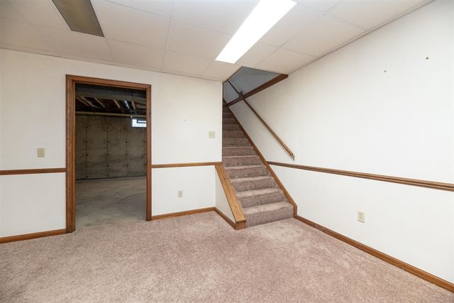 6124 Old Log Trail, Kalamazoo, MI 49009