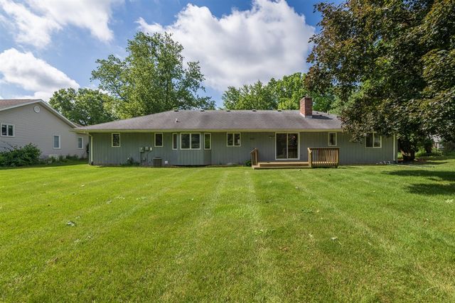 6124 Old Log Trail, Kalamazoo, MI 49009