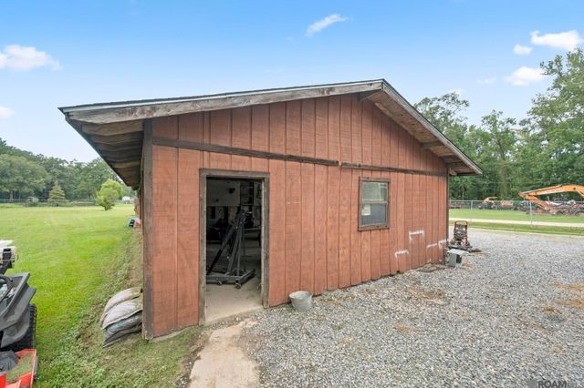 30985 Burgess Rd, Denham Springs, LA 70726