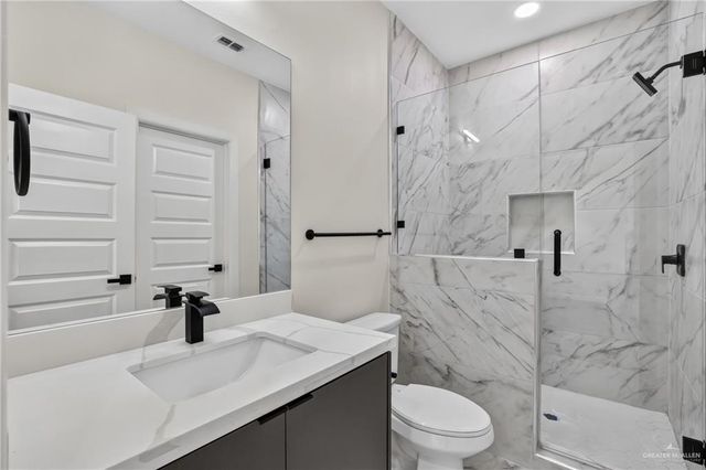 1304 Rosewood Lane 1, Pharr, TX 78577