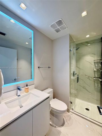 700 NE 24th St 1002, Miami, FL 33137