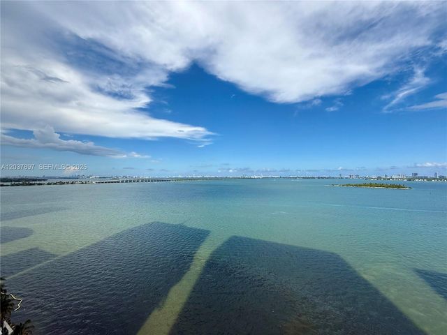 700 NE 24th St 1002, Miami, FL 33137