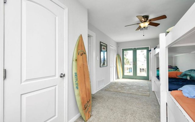 22108 Zapata, Galveston, TX 77554